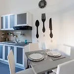 Le Belle Arti By Interhome Lejlighed