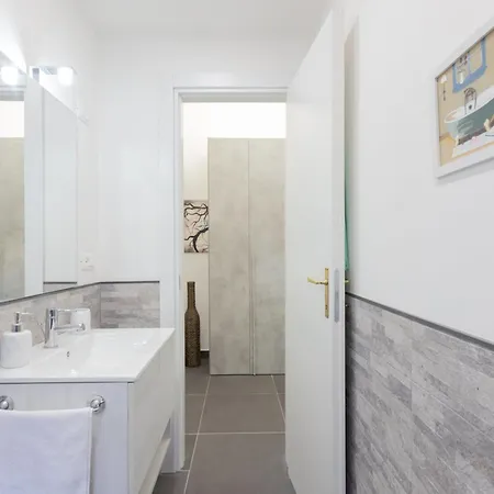 Le Belle Arti By Interhome * Ρώμη